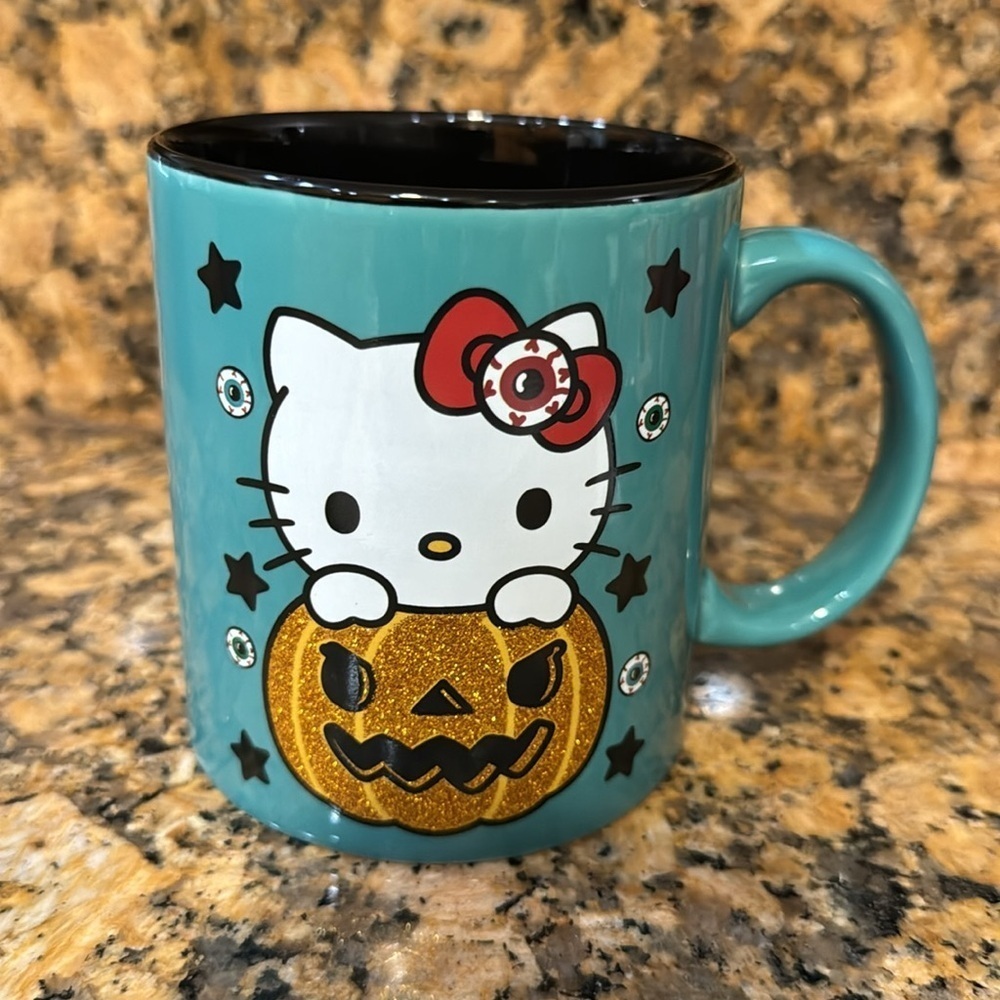 HELLO KITTY COFFEE CUP 20 O.Z​